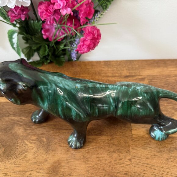 Blue Mountain Pottery Cougar Figurine Green Drip Glaze Canadian Vintage Ceramic - Picture 3 of 7